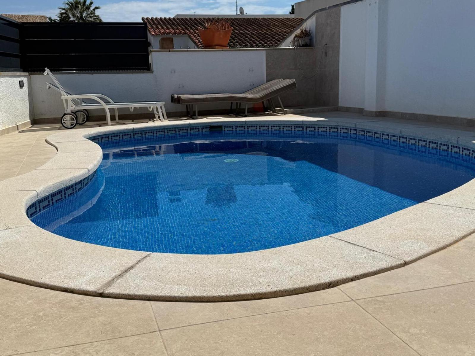 Raquel Koky Villa Empuriabrava Bagian luar foto