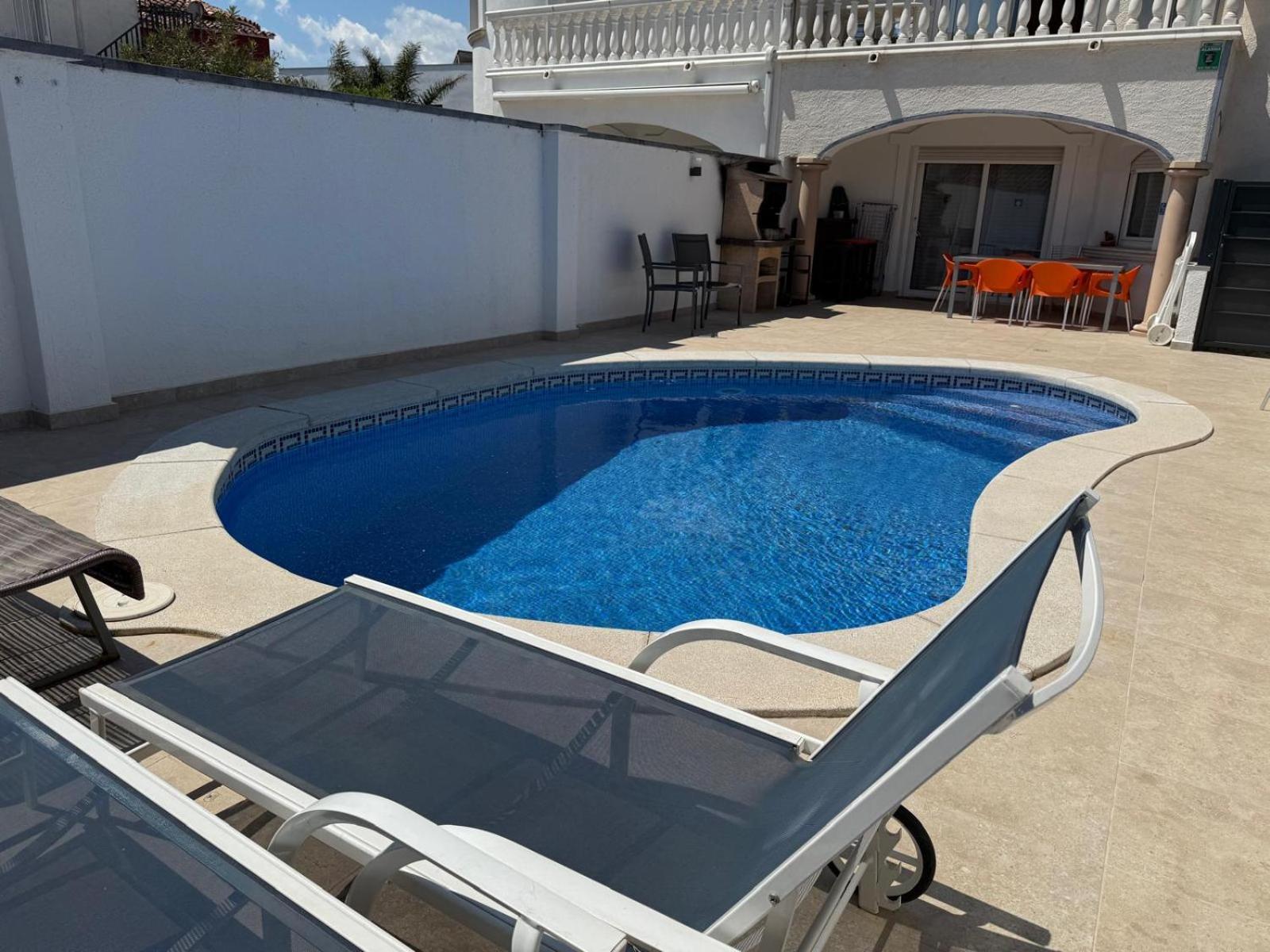 Raquel Koky Villa Empuriabrava Bagian luar foto