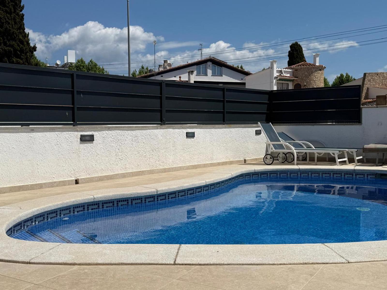 Raquel Koky Villa Empuriabrava Bagian luar foto