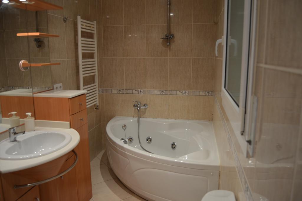 Raquel Koky Villa Empuriabrava Bagian luar foto