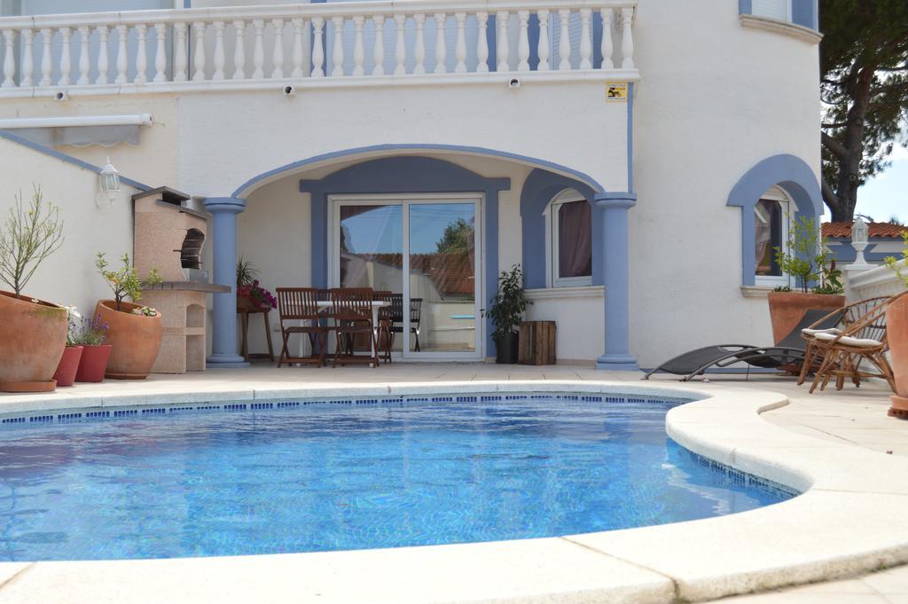 Raquel Koky Villa Empuriabrava Bagian luar foto